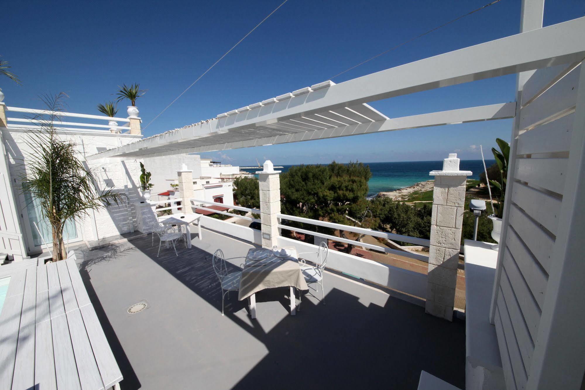 Playa Del Mar - Adults Only Bed & Breakfast Monopoli Dış mekan fotoğraf